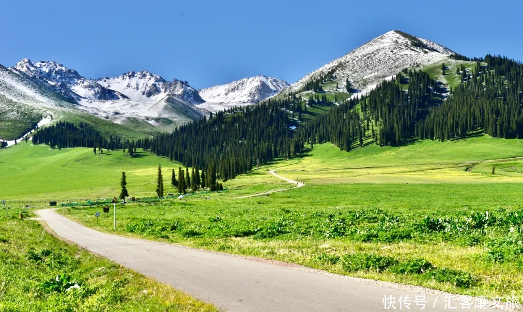 横跨崇山峻岭，穿越深山峡谷，独库公路“纵贯天山的景观大道”