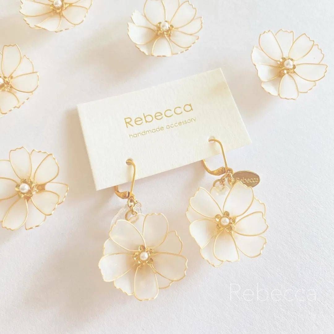 大米|日本一小姐姐手作水稻型耳饰,灵感是来自 网友:惟妙惟肖,看饿了!