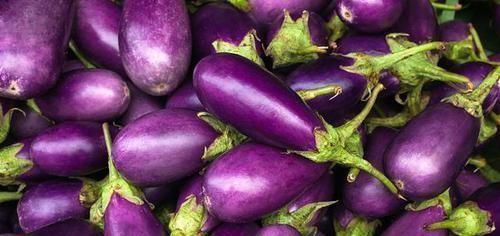 茄子|怀孕六个月的孕妈能吃鸡爪吗?为了胎儿健康,这些食物最好别吃