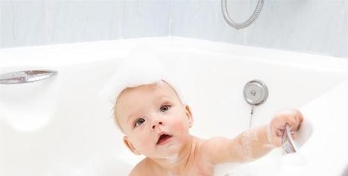 分娩|宝宝头部被剖腹产划伤,凭啥不算“事故”院方的回应很有道理