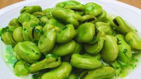 葱油蚕豆|孩子吃零食不消化,多吃的菜,润肠通便,补钙补锌,老人降低血脂