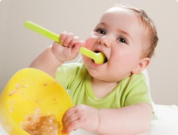 辅食|孩子多大可以吃盐,越晚越好,原来很多父母都搞错了,别再坑娃了