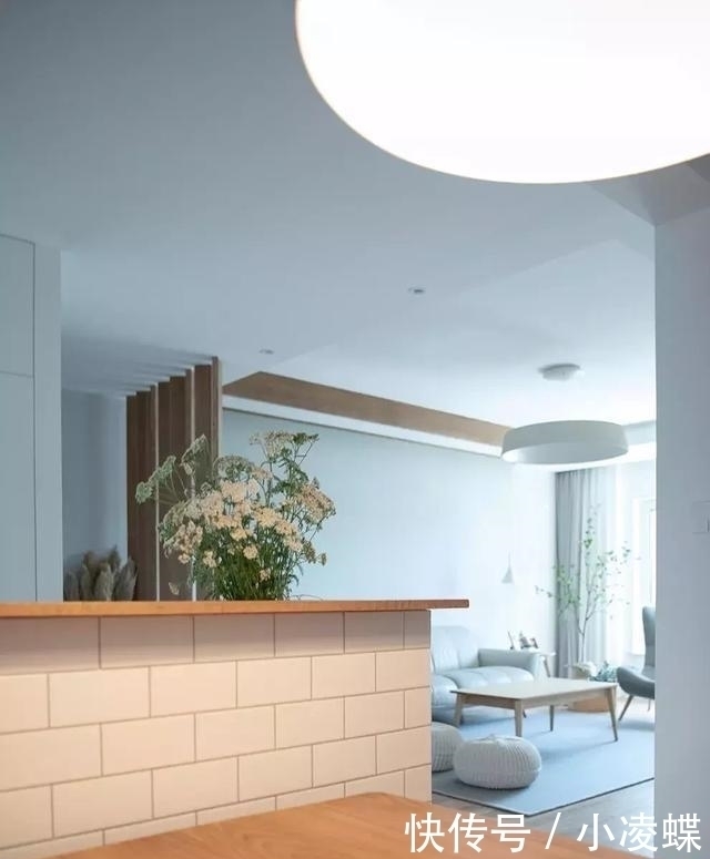 收纳|参观同事新房，一进门就被迷住，头一次见洗衣机放餐厅，太惊艳了