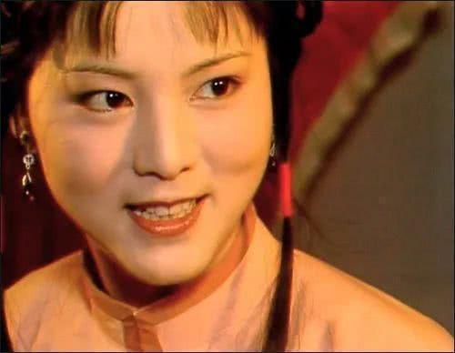 木石前盟#贾宝玉一直想娶的是两个人,一个当老妈子,一个当小情人!