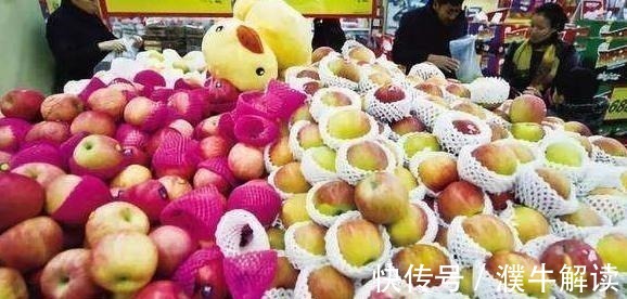 车厘子|宝妈只买1颗“车厘子”给孩子,被店员嘲讽抠门,宝妈霸气回怼!