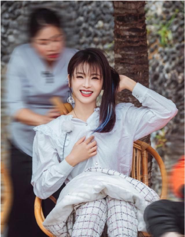 网综日|网综日榜第一,播放量破12亿,这个节目也不是离不开谢娜