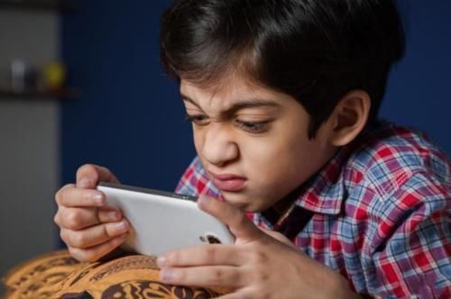 孩子|“妈妈,我为什么不能玩游戏?”这位妈妈的回答,值得家长们学习