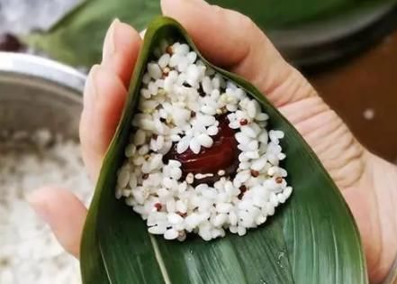 降糖|43岁女子降糖半年，血糖从14.2到5.5，医生赞道：方法值得学习