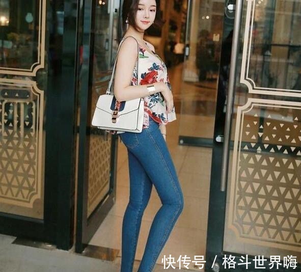 紧身牛仔裤|穿上合适的牛仔裤让你在不知不觉中散发出时尚达人的气场!