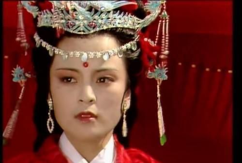 探春|贾母将孙女们调教得出类拔萃,却为何教育不好儿子和孙子?