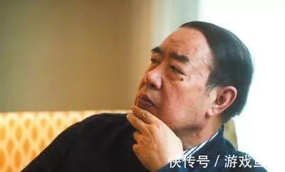 董卿|贾平凹提醒世人:女人的光鲜在里面,不在表面,别被假象欺骗