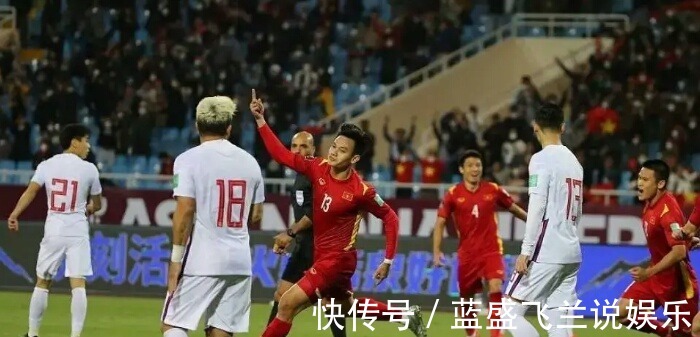 吴曦|国足打不过越南，刘建宏说不该骂球员，因为没有一流的环境！