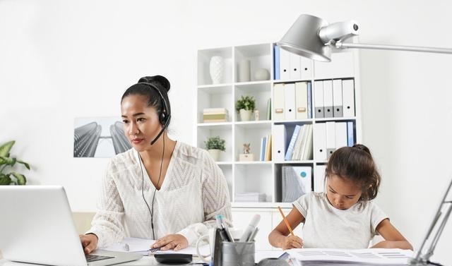 优秀|美国最新研究:那些优秀的孩子,他们父母有16个共同点