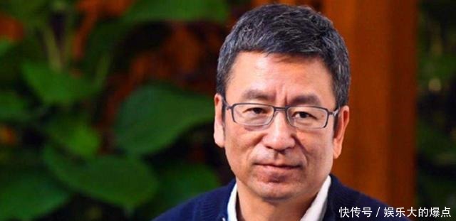 王朔|王朔评白岩松骨子里做作的“肉喇叭”!坐第一排有什么好优越的