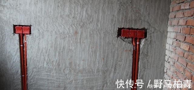 底盒|电工穿完线之后,为啥把电线绕2圈再接开关弄明白了才不会被坑