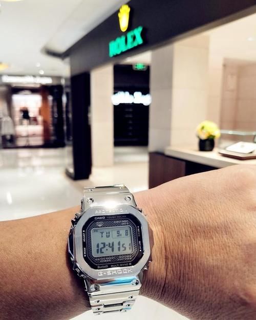 请资深表友建议，入门者应该入手什么腕表？