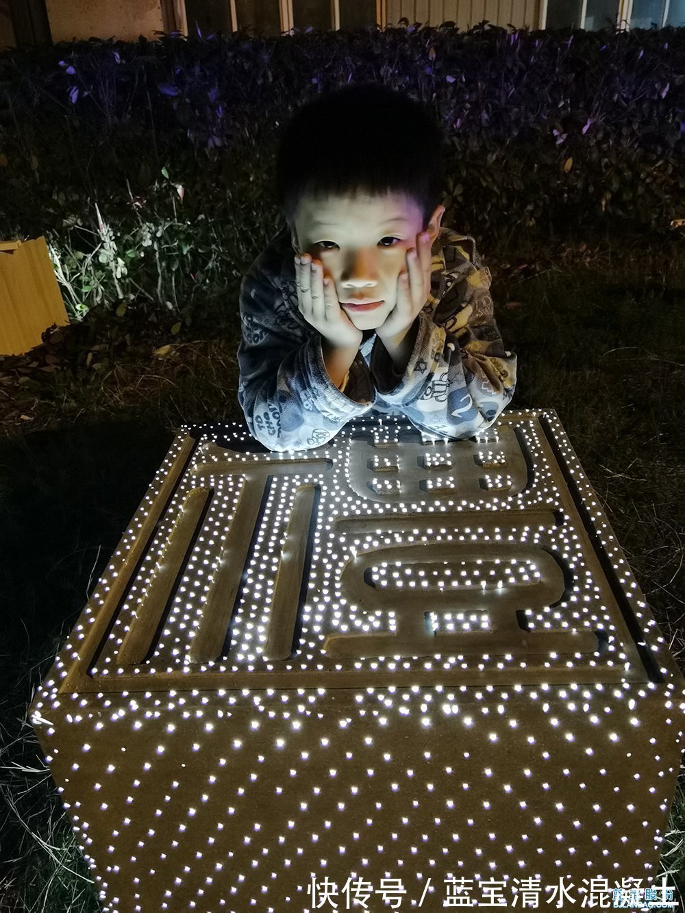 坐凳#透光混凝土坐凳——万千璀璨,不如自己灿烂