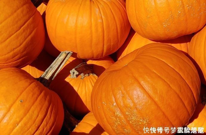 身体不适|很多人爱吃南瓜，医生提现2个误区要牢记，很多人错吃