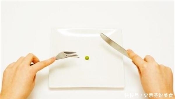 雌性激素|更年期女性,常吃3种碱性食物,多做锻炼,或能帮助补充雌性激素