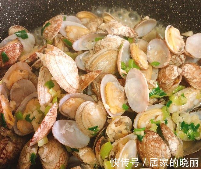 家常海鲜菜谱,蒜香花蛤,简单美味营养,一道不错的快手菜