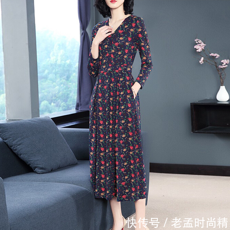 版型 别以为女人年纪大了就不能穿碎花裙,看看下面这些,一个比一个有气质