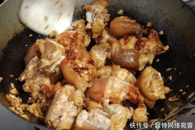 它是“天然雌激素”,女性隔三差五就要吃,50歲了依舊看著年輕