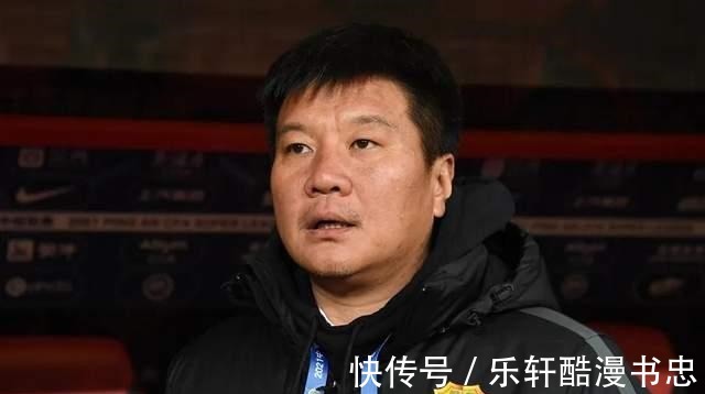 主教练|李金羽在武汉队转正悬了!近期带队多轮不胜,遭遇球迷质疑