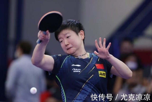 技戰(zhàn)術(shù)|張怡寧指出孫穎莎丟冠原因！球迷集體喊話劉國梁，為孫穎莎鳴不平