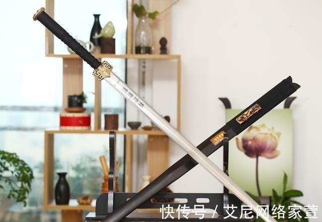 汉剑&阔剑、斩剑什么的都弱爆了, 最霸气的还是中国双手剑与双手刀!