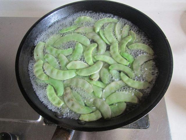 所有蔬菜都要焯水吗菠菜、扁豆、西兰花各不同，吃错了浪费营养