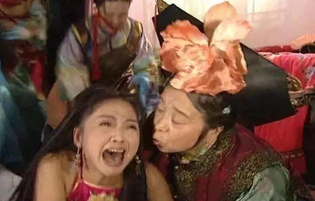 容嬷嬷李启明:骗观众22年,揭露她背后鲜