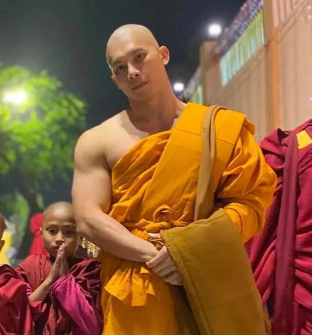 强壮|最帅肌肉和尚,还拥有一身强壮的肌肉,让人羡慕不已!