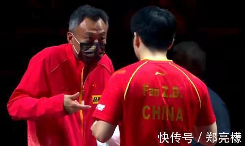 中国男乒|樊振东夺WTT世界杯男单冠军!张本智和蹲地求助,张本宇无可奈何
