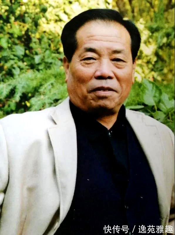 中国画@【美术大家谈】书画艺术家牛生正:淡墨轻毫,潇洒灵动