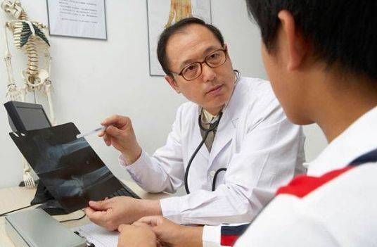 60岁阿姨患癌1年,复查时结果很理想,医生只因常吃3种蔬菜