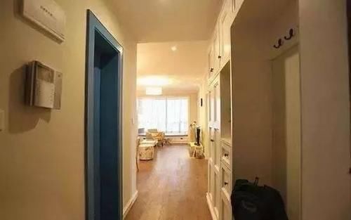 同事|同事家73平新房，进门鞋柜把人迷住了，阳台榻榻米还能当一间房！