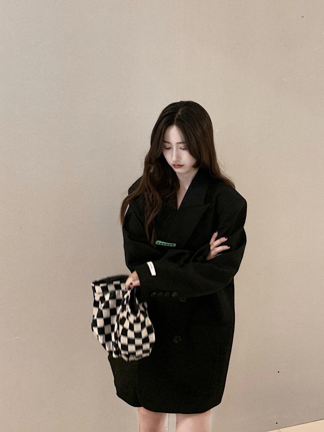 小个子|“梨型身材”的小个子女生别焦虑,掌握这些下装搭配,显瘦显腿长