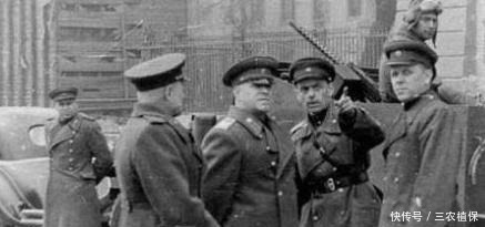 莫斯科|二战期间,朱可夫在莫斯科路边拾到一个本子,心里泛起一阵凉意