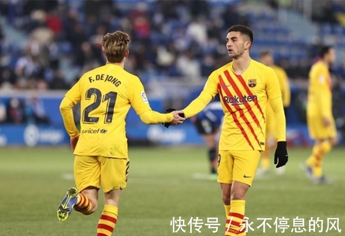 巴萨|从争冠到保四,1-0!西甲豪门依靠“弃将”翻身,施压马竞