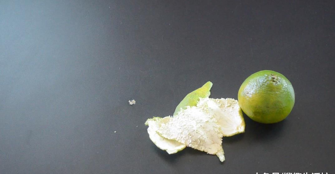 橘子皮加白醋太厉害了, 很多人都不知道有啥用, 看完你会感谢我的