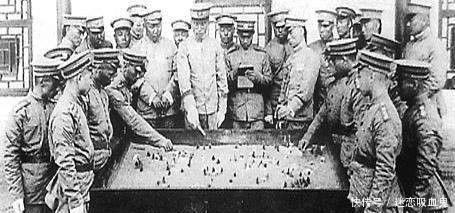 末年|清朝末年训练新军试图自救, 不料却成了自己的掘墓人!