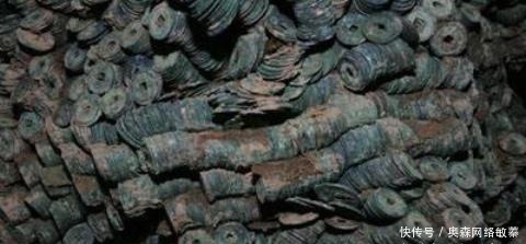 梁山好汉晁盖抢的十万贯生辰纲相当于现在多少钱? 说出来吓死人