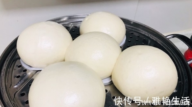 教你做好吃的戗面馒头,叠一叠擀一擀层次多,松软耐嚼层次多,太香了
