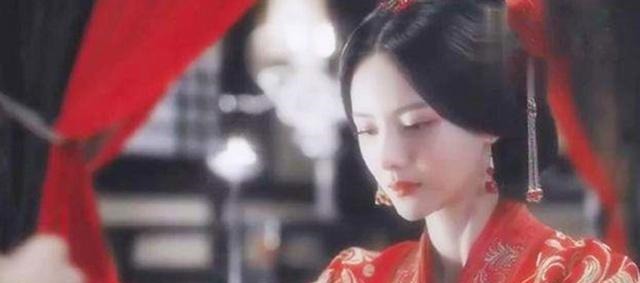 女人&三国之中最神秘的女人, 因为一首诗流传千年, 至今让我们回味无穷！