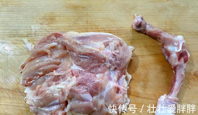 好吃|天凉馋肉,用黄肖氏酱汁做了3份鸡腿饭,快手省事香嫩,好吃极了!