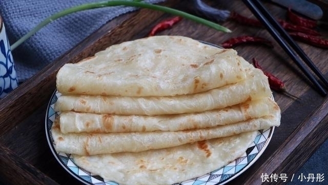 手抓饼|面粉别做包子,教你懒人吃法,做一次30天不用早起,天天吃都不腻