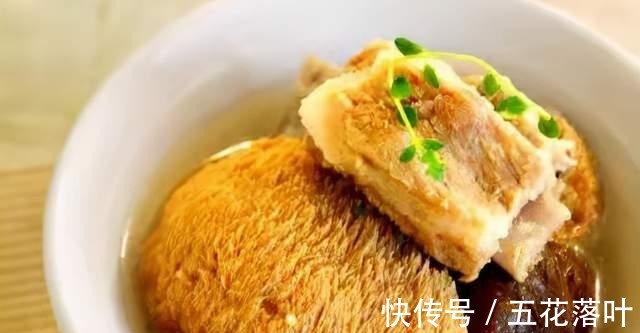 猴头菇排骨汤|很多人不知道,多喝此汤能延缓衰老、安神抗癌,还能降血脂!