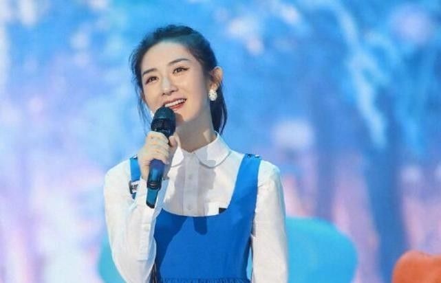 謝娜重回快本之后,首秀表現優異!她能拯救低迷的節目收視率嗎