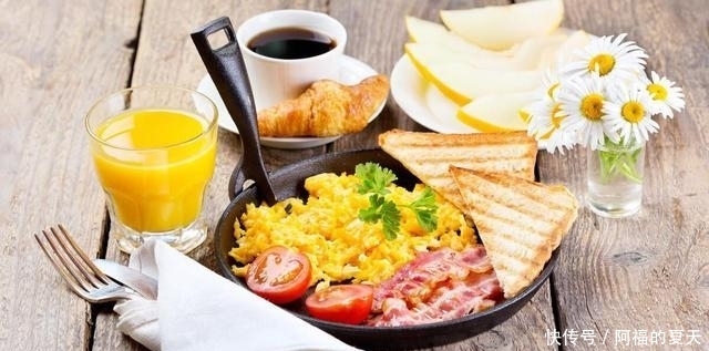 医生建议：血压偏高的人，尽量做到晨起2不，饭后3不要