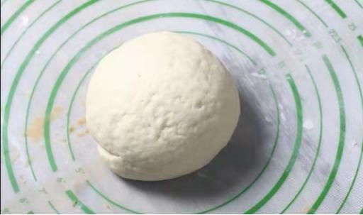 油炸食品|1个蛋，半斤面，教你在家做放心油条，不用泡打粉，简单还好吃